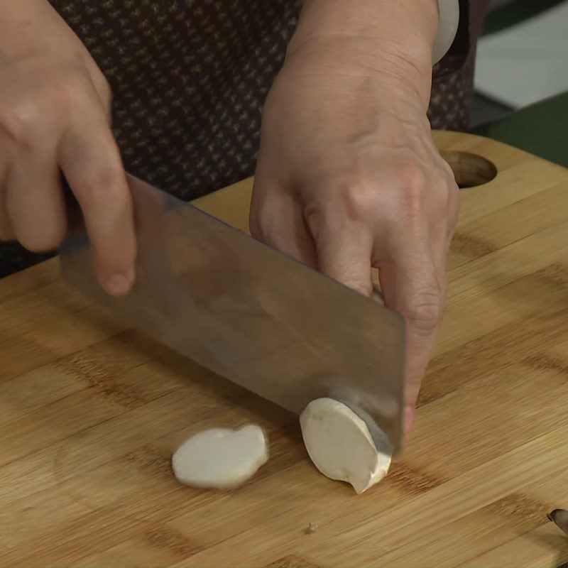 Step 2 Prepare the remaining ingredients Banana flowers stewed with galangal