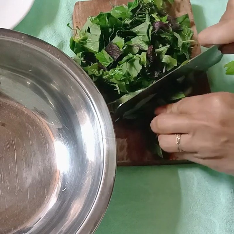 Step 3 Prepare the remaining ingredients Beef salad with herbs