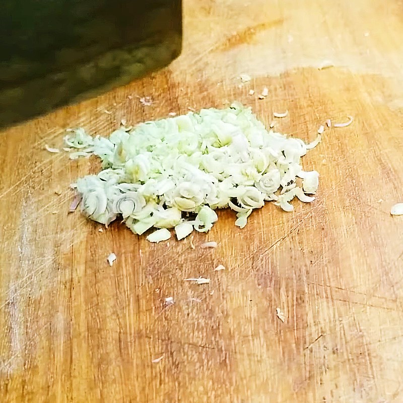 Step 3 Prepare the remaining ingredients Duck salad with Vietnamese knotweed and green bananas (pressed duck salad)