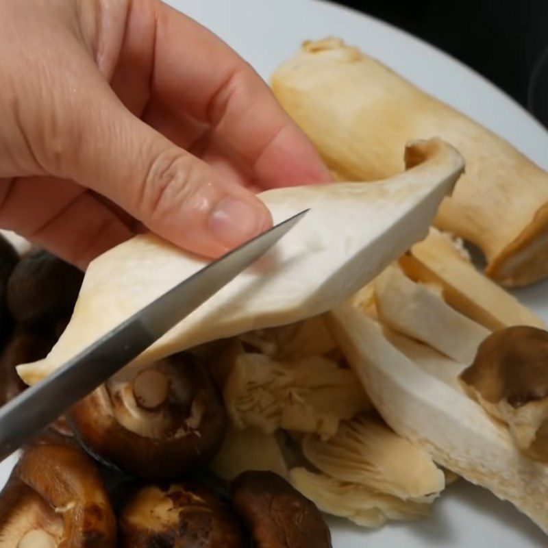Step 3 Prepare other ingredients Satay hot pot
