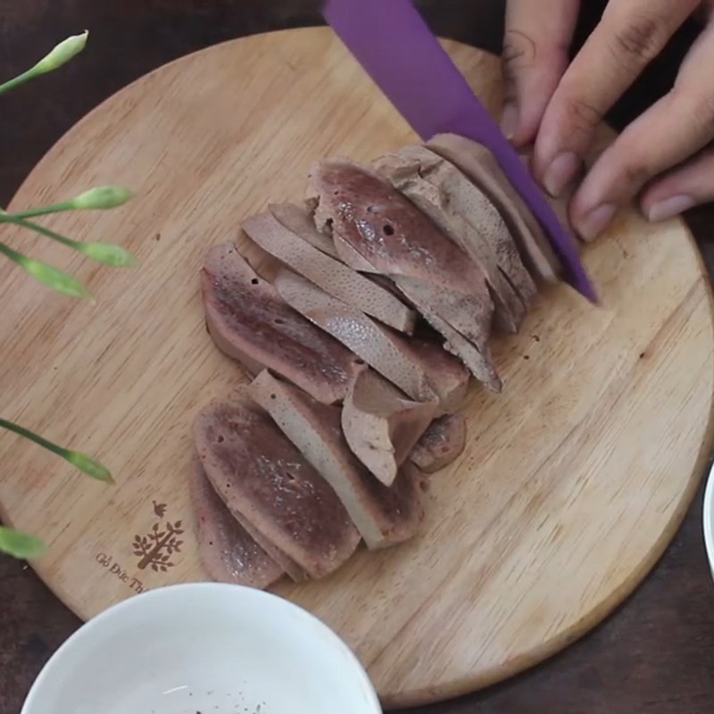 Step 3 Prepare Other Ingredients Chives Stir-Fried with Pork Liver