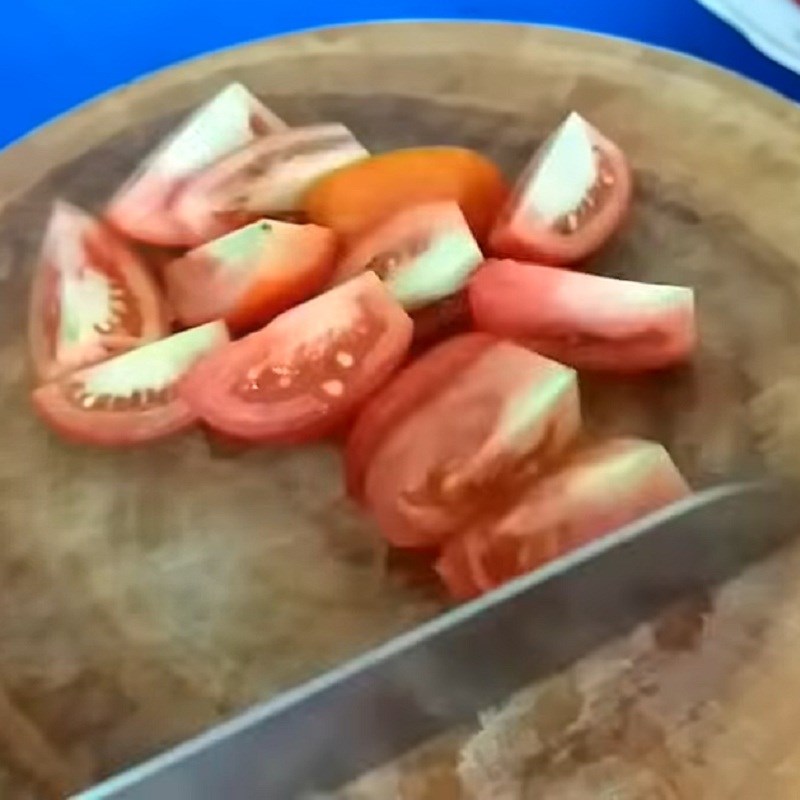 Step 2 Prepare other ingredients for Red tilapia stew