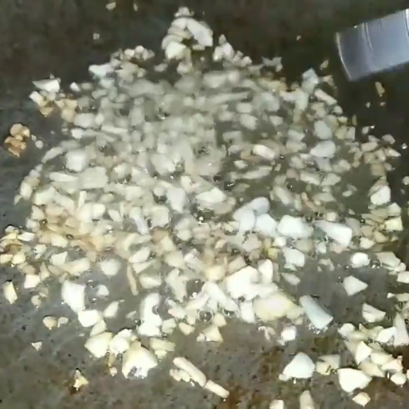 Step 2 Prepare other ingredients Dried stingray cooked with sour soup and water spinach