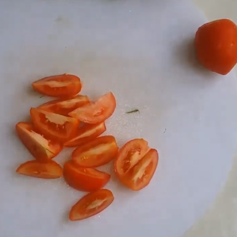 Step 2 Prepare other ingredients for clam soup with squash and water spinach
