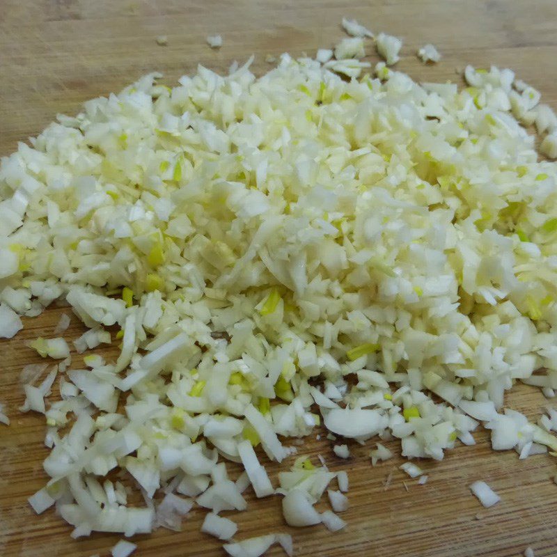 Step 2 Prepare other ingredients Garlic Roasted Razor Clams