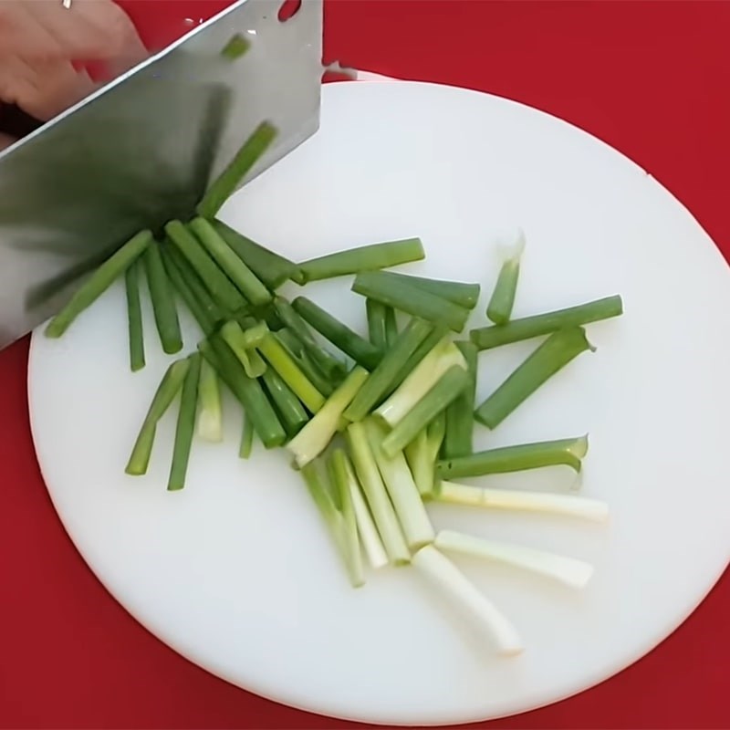 Step 2 Prepare other ingredients Stir-fried octopus