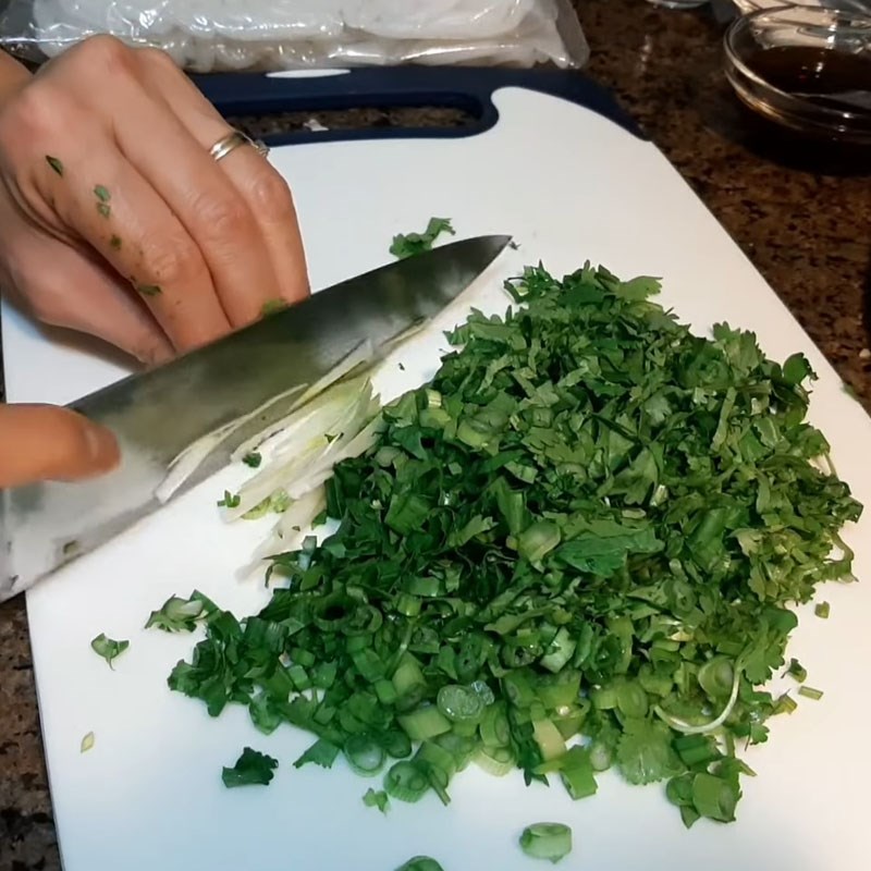 Step 2 Prepare other ingredients for Crab and Pork Leg Cake
