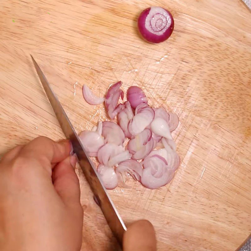 Step 3 Prepare other ingredients for Fish noodle soup