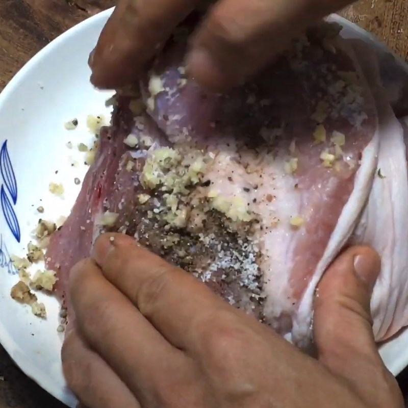 Step 1 Prepare the pork knuckle German-style Milk Braised Pork Knuckle
