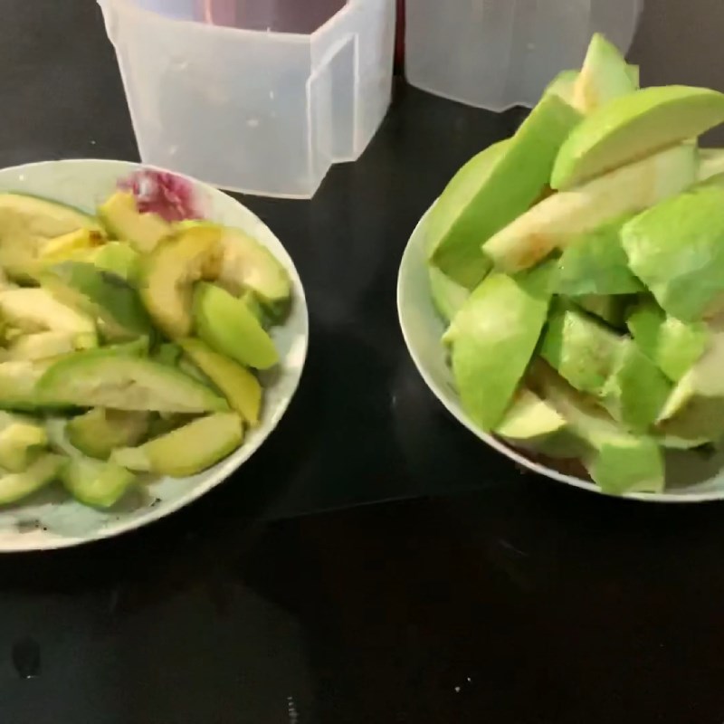 Step 1 Prepare guava and green mango for guava juice