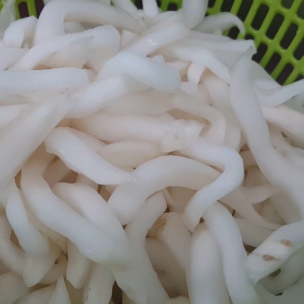 Step 1 Prepare the white radish Sweet and Sour Pickled Radish