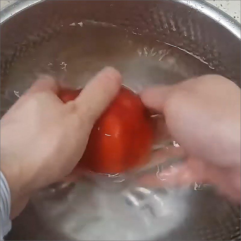 Step 1 Prepare the peaches for Yogurt Peach Smoothie