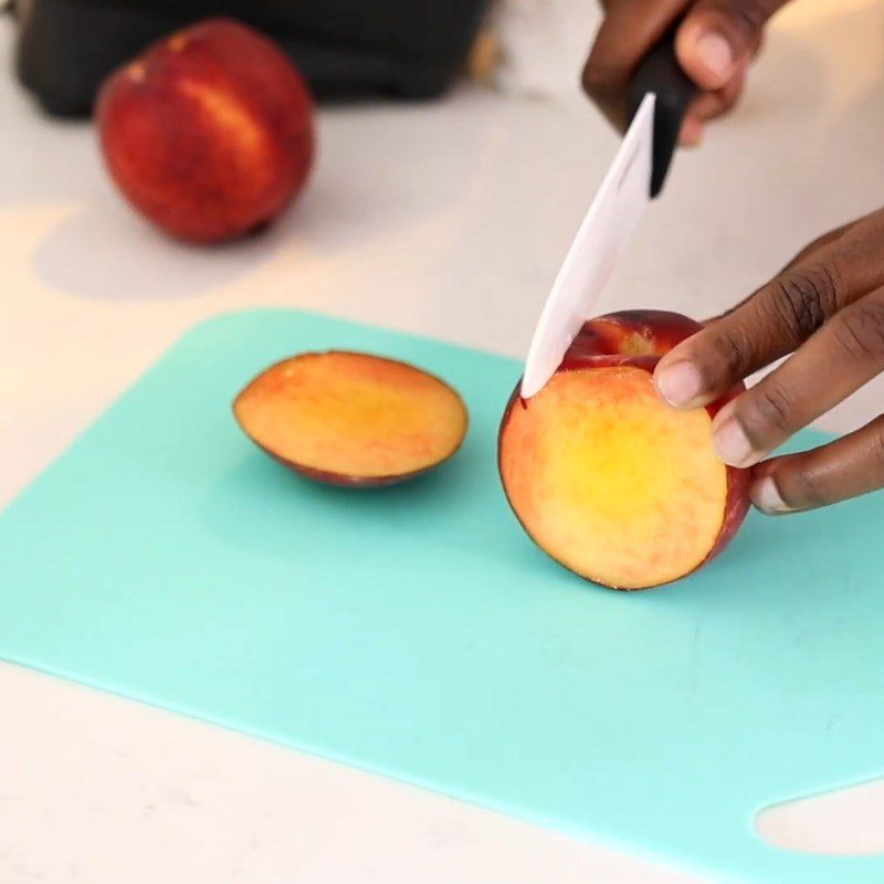 Step 1 Prepare the peach and banana for Peach Banana Smoothie