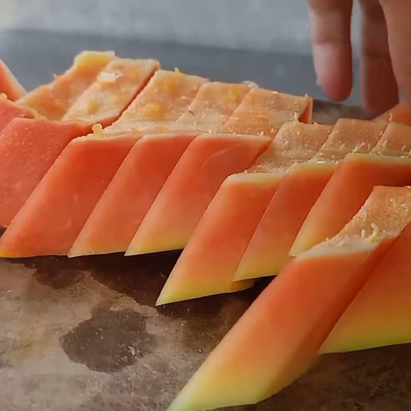 Step 2 Prepare the papaya Duck soup with papaya