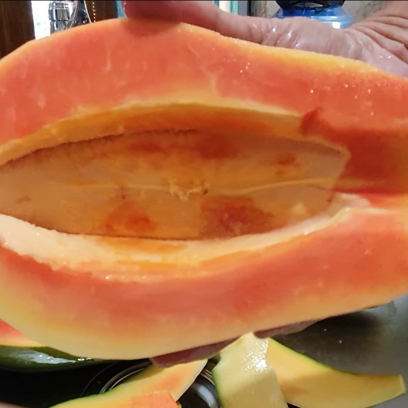 Step 1 Prepare the papaya Green papaya juice