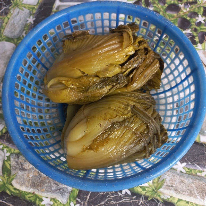 Step 1 Prepare the sour pickled mustard greens Sour pickled mustard greens with garlic and chili