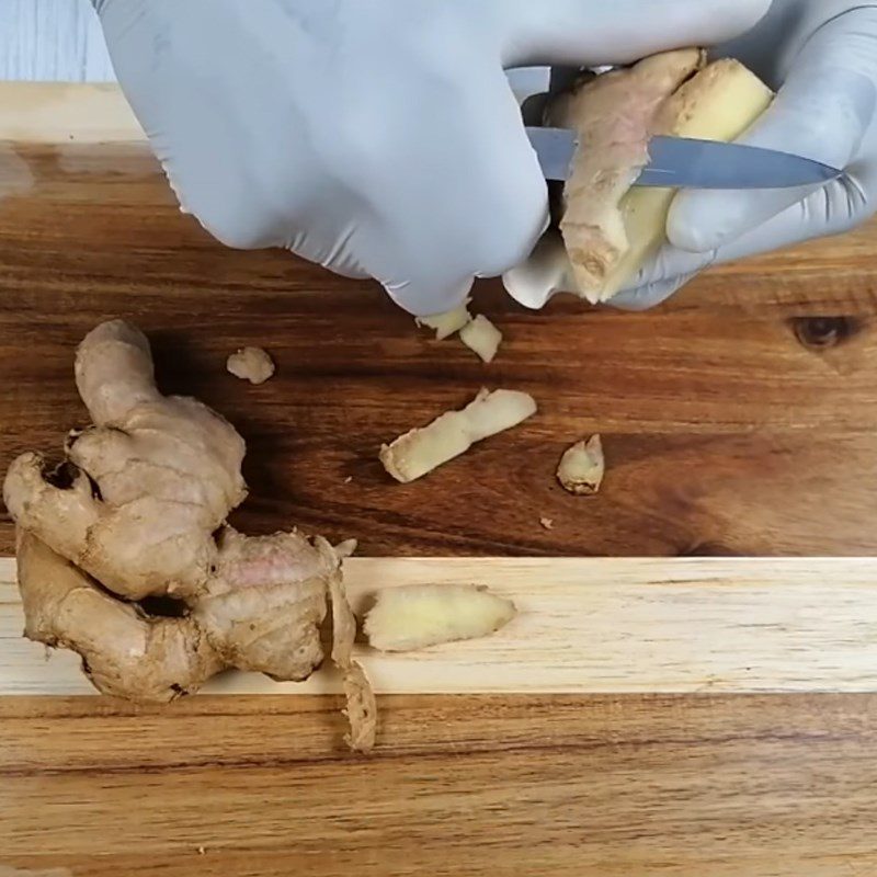 Step 1 Prepare pineapple and ginger Pineapple Lemon Ginger Juice