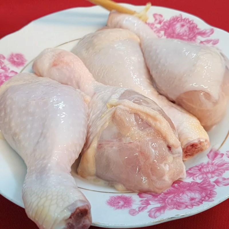 Step 1 Prepare chicken thighs Honey Fried Chicken Thighs