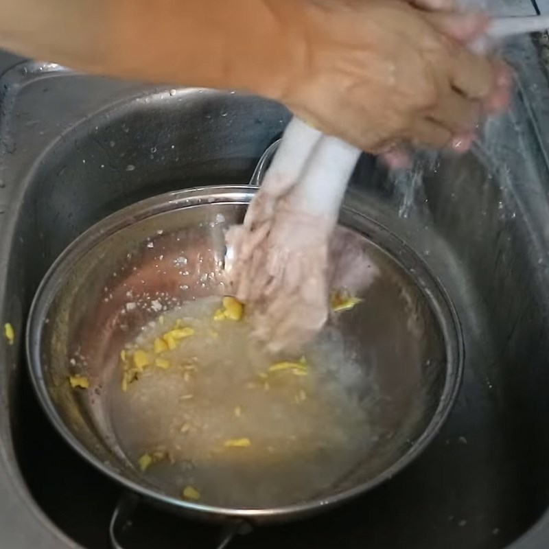 Step 1 Prepare the Pork Tails Fried Pork Tails with Fish Sauce