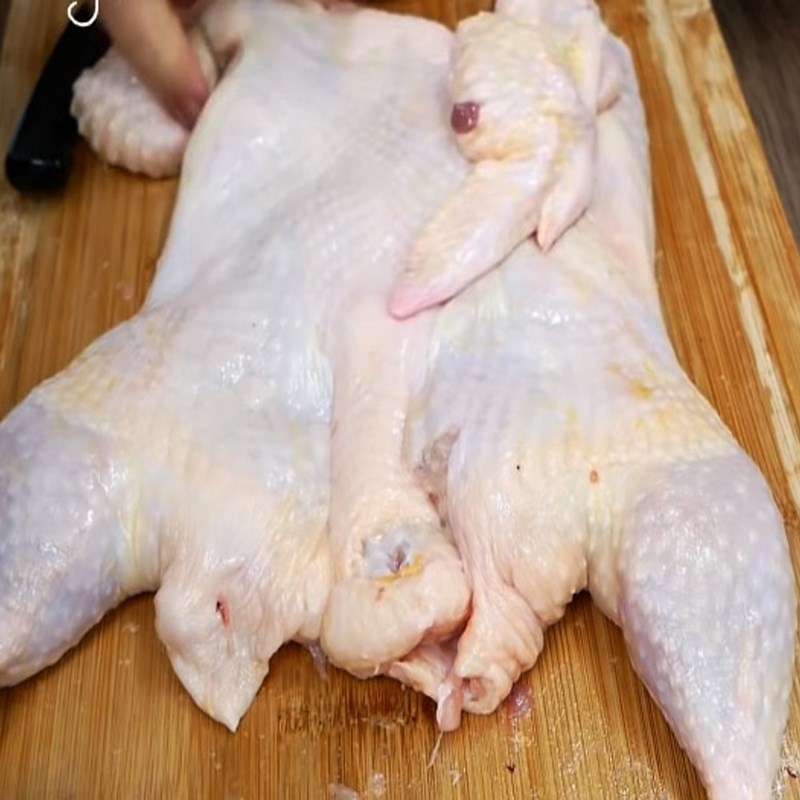 Step 1 Prepare the whole chicken Grilled Chicken with Lemongrass and Salt