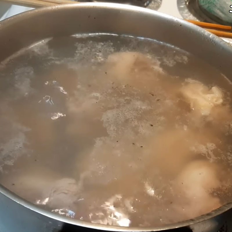 Step 1 Prepare the pork leg Crab Cake with Pork Leg