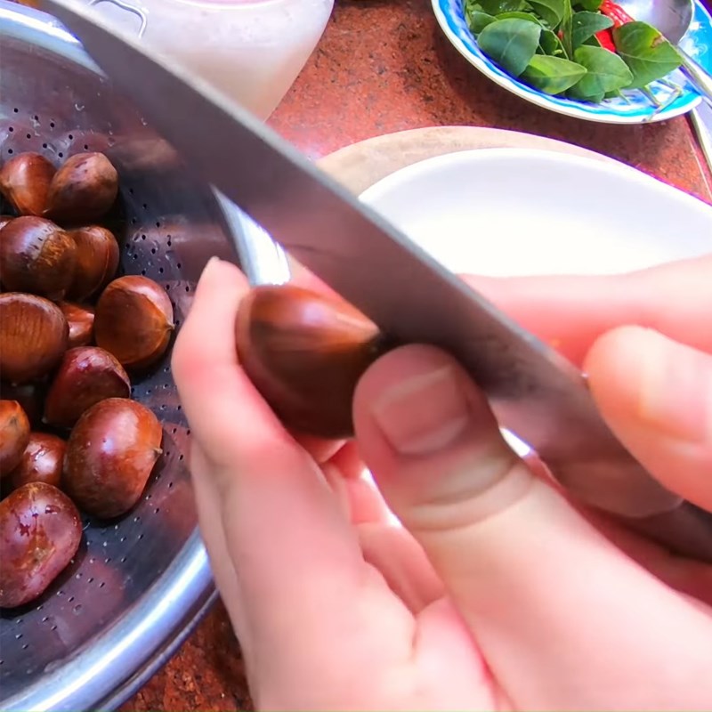 Step 1 Preparing chestnuts Roasted salted chestnuts