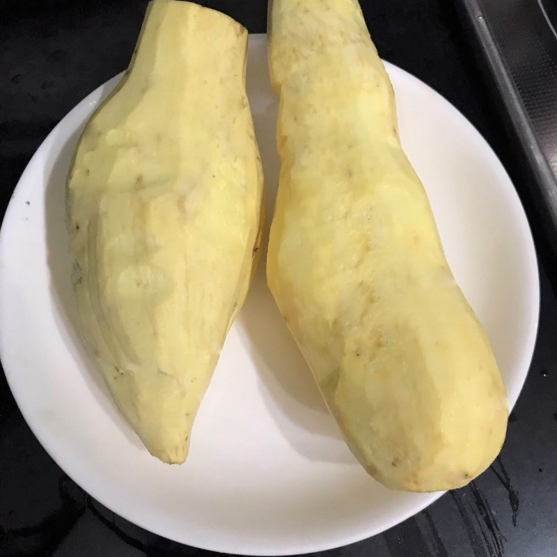 Step 1 Prepare sweet potatoes Butter Fried Sweet Potatoes (recipe shared by a user)