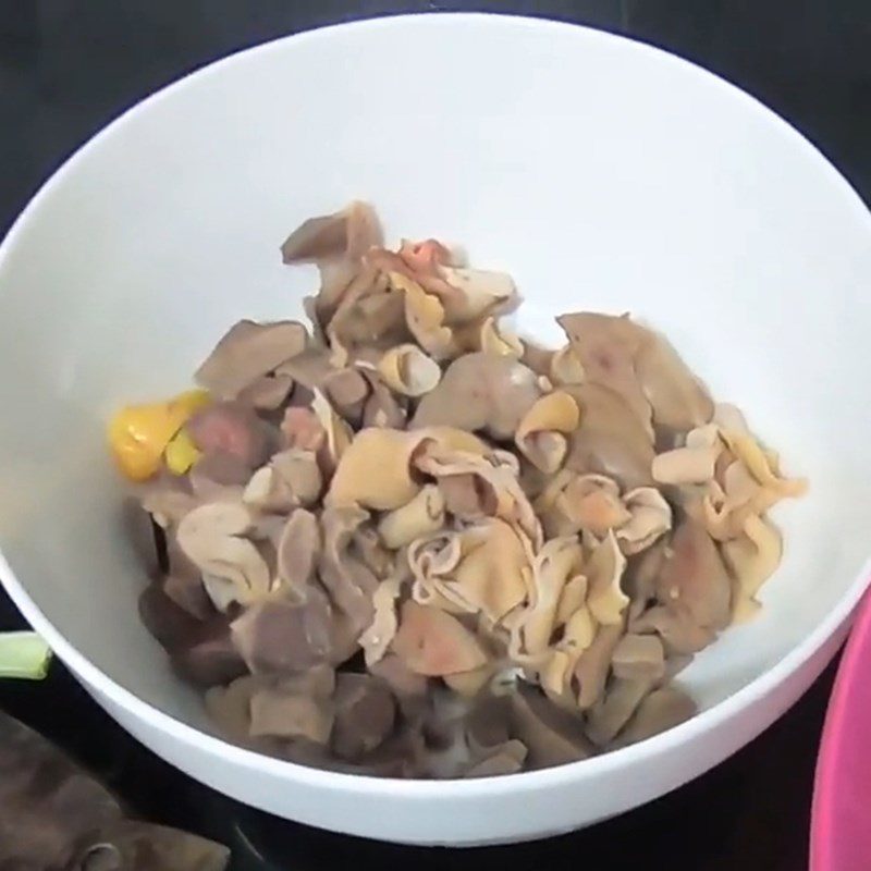 Step 1 Prepare chicken offal Stir-fried Potatoes with Chicken Offal