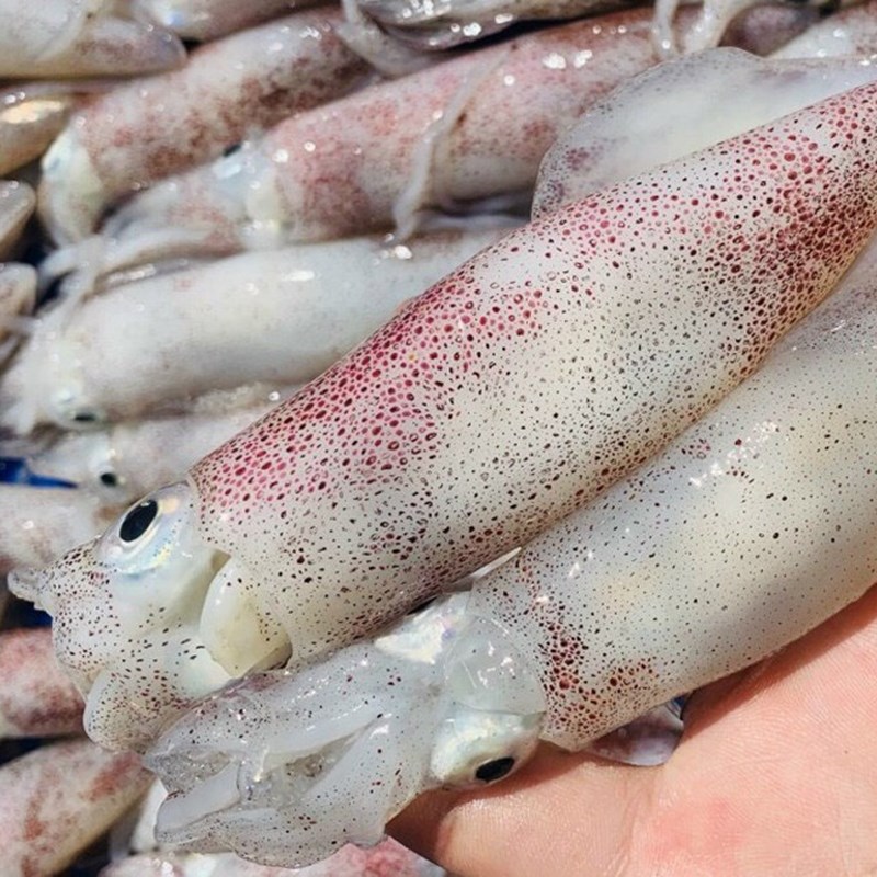 Step 1 Prepare the squid eggs for Fried Squid Eggs with Salt and Chili
