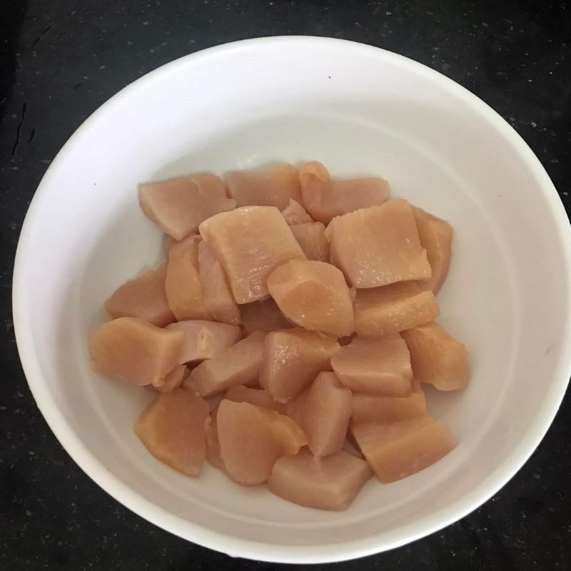 Step 1 Prepare the Ingredients for Grilled Chicken Skewers