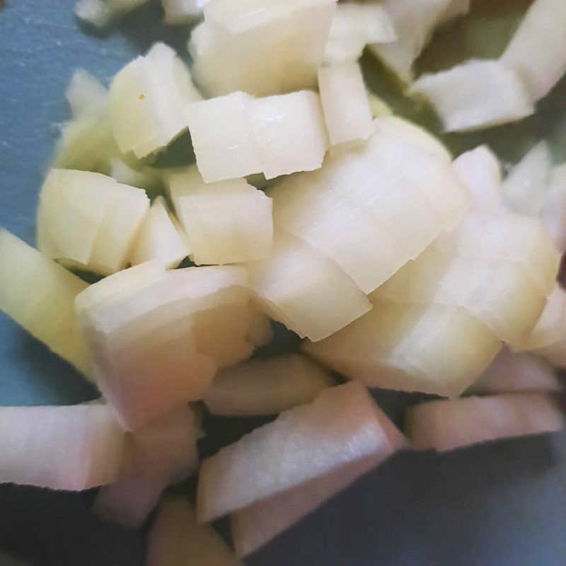 Step 1 Prepare the ingredients for vegetarian salad