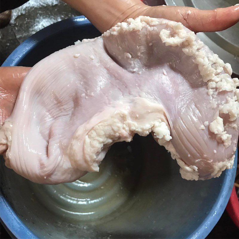 Step 1 Prepare the ingredients for Stir-fried Stomach with Vietnamese Balm