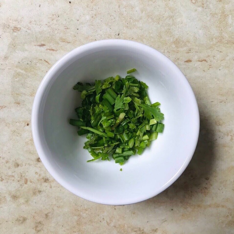 Step 1 Prepare the ingredients Stir-fried kohlrabi with mushrooms