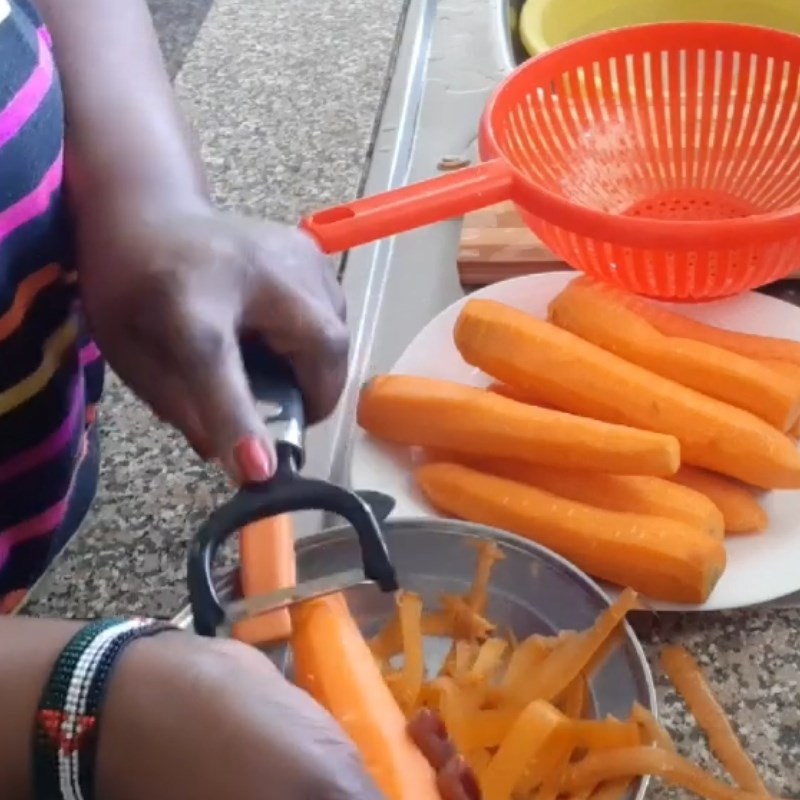 Step 1 Prepare ingredients for Orange Carrot Lettuce Juice