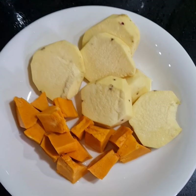 Step 1 Prepare the ingredients for Sweet Potato and Pumpkin Milk