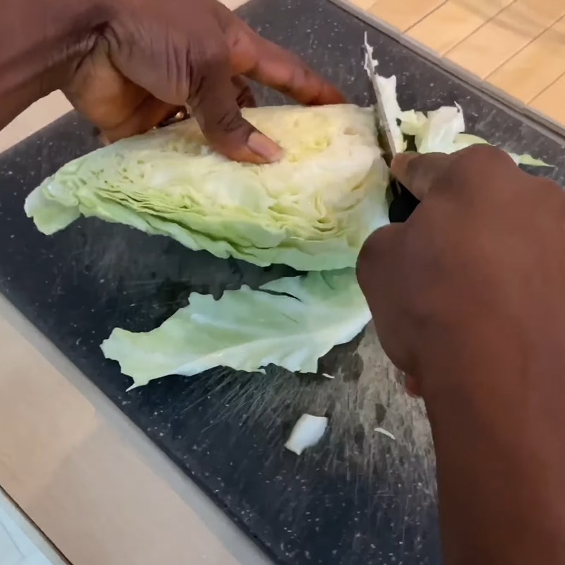 Step 1 Prepare the ingredients for Carrot Cabbage Juice