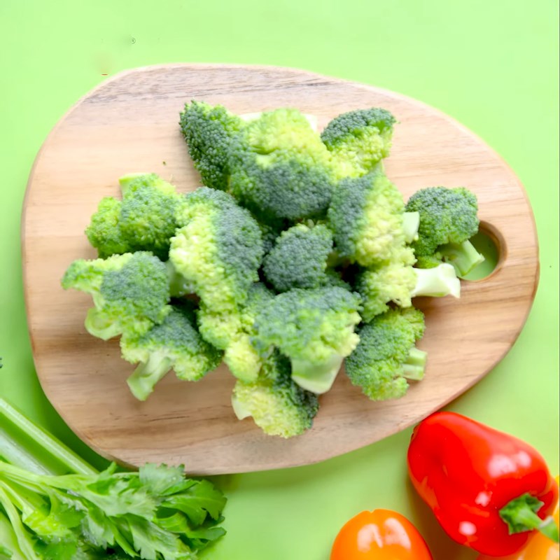 Step 1 Prepare the Ingredients for Broccoli Juice