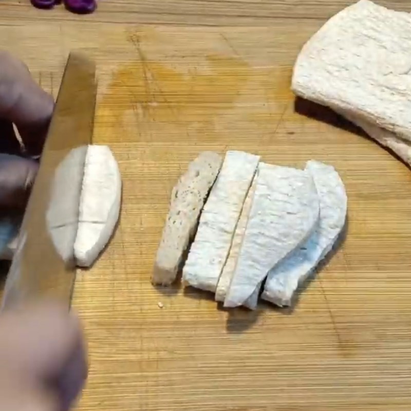Step 1 Prepare the ingredients for Braised Vegetarian Spare Ribs with Pepper
