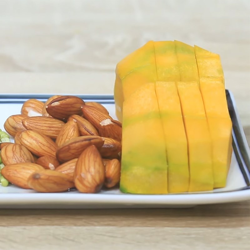 Step 1 Prepare the ingredients for Green Bean Almond Pumpkin Milk
