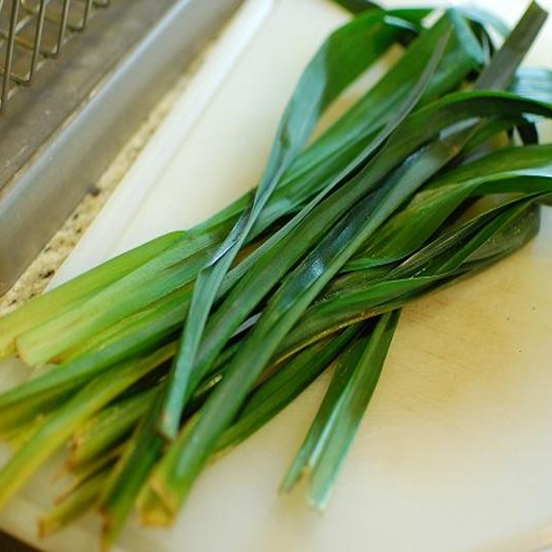 Step 2 Prepare the ingredients Chicken rice with pandan leaves