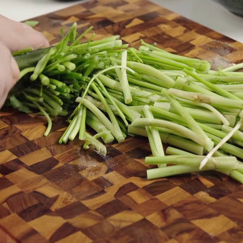 Step 1 Prepare Ingredients for Hai Phong Fish Noodle