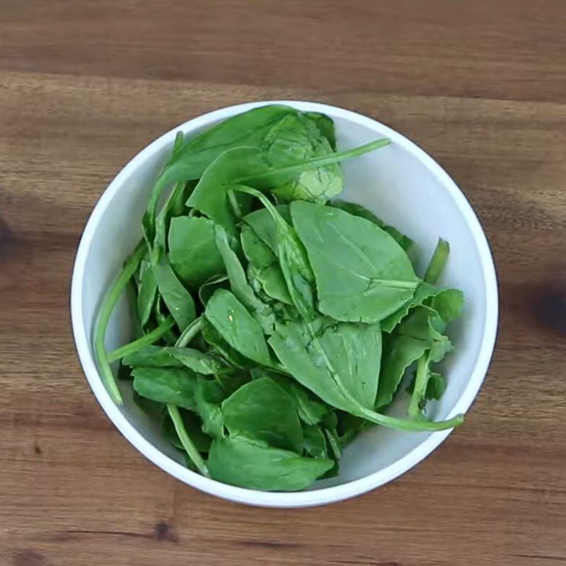 Step 1 Prepare ingredients for Bell Pepper Spinach Grape Smoothie