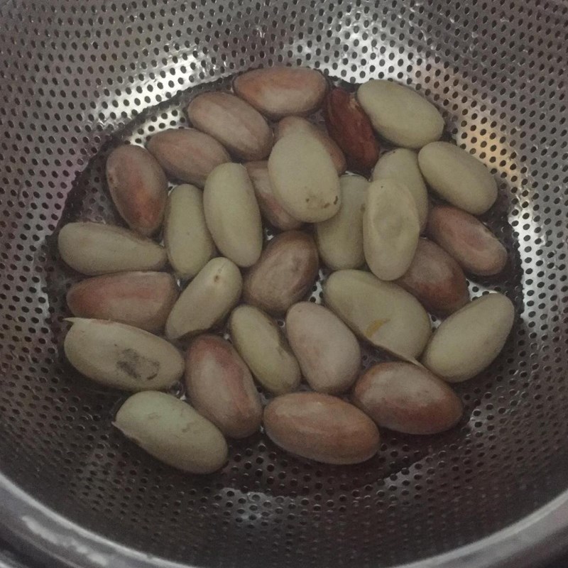 Step 1 Prepare the ingredients for Jackfruit Seed Milk (Recipe shared by a user)