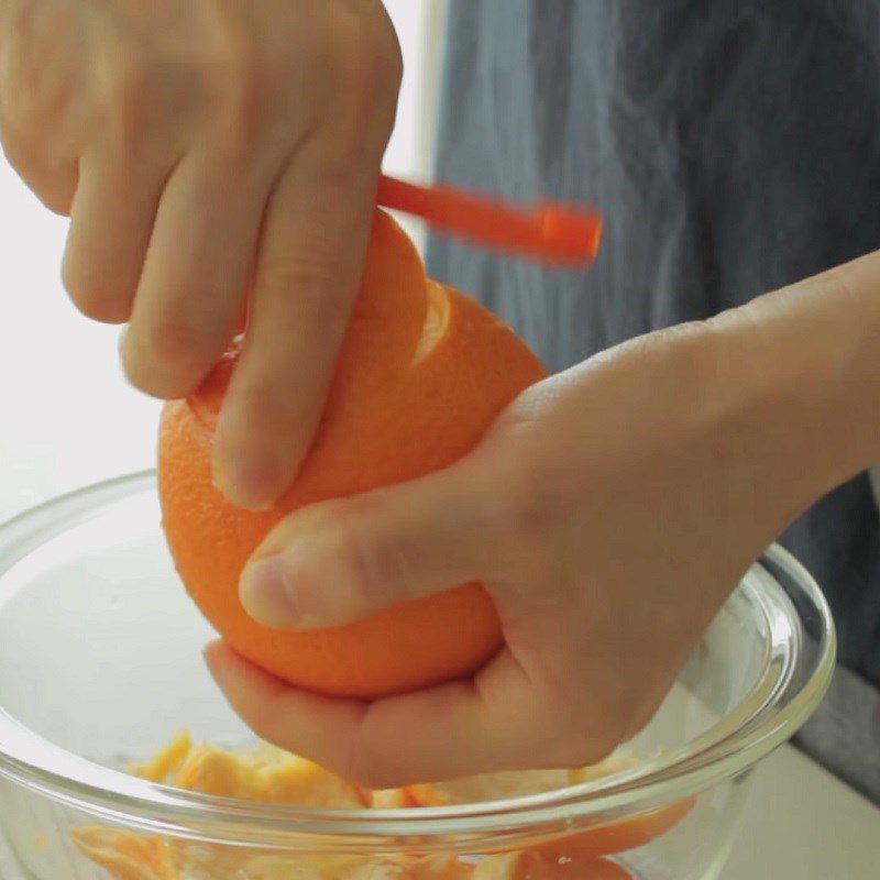 Step 1 Prepare the ingredients for Strawberry Orange Juice