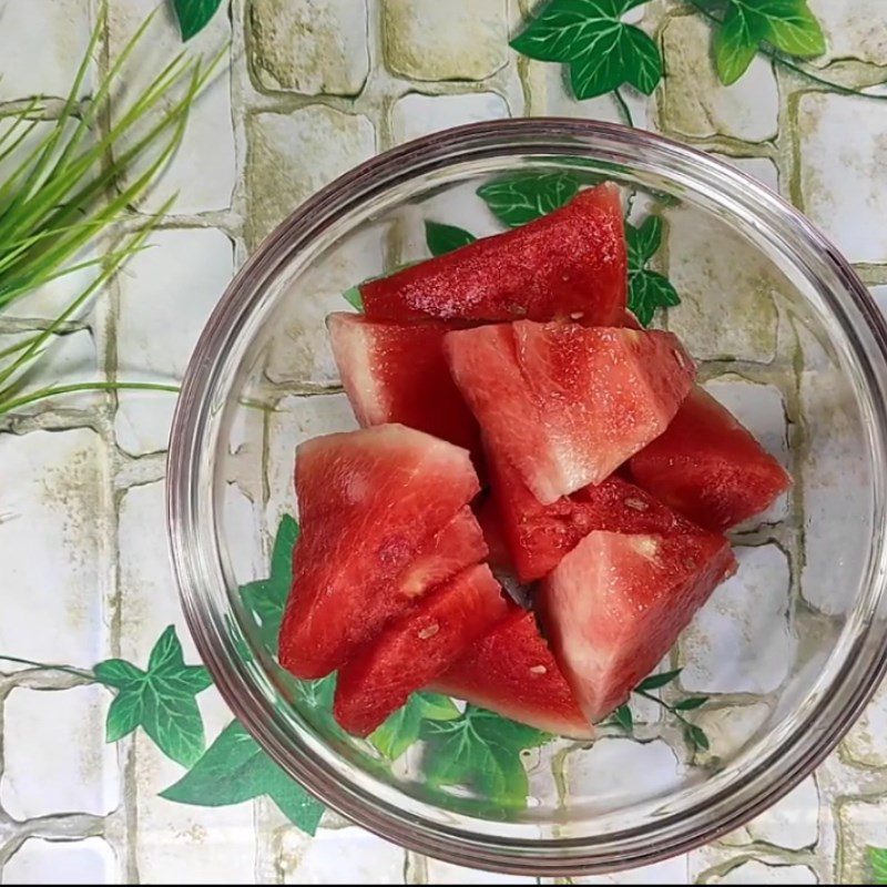 Step 1 Prepare the ingredients Pineapple and Watermelon Juice from Malabar Spinach