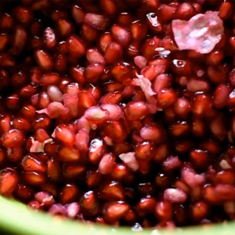 Step 1 Prepare ingredients Strawberry Pomegranate juice