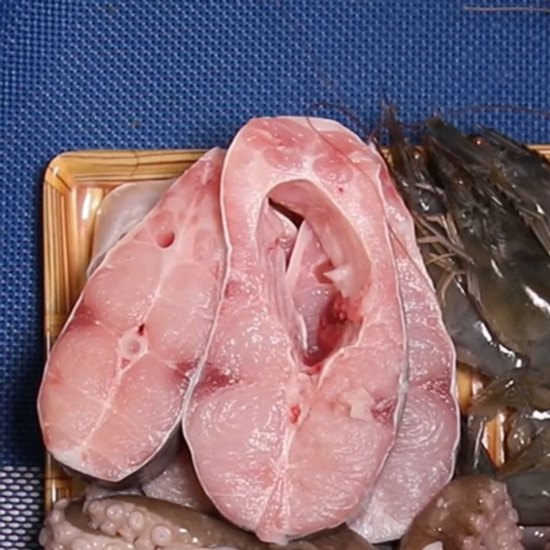 Step 1 Prepare Fresh Ingredients for Fermented Fish Hot Pot