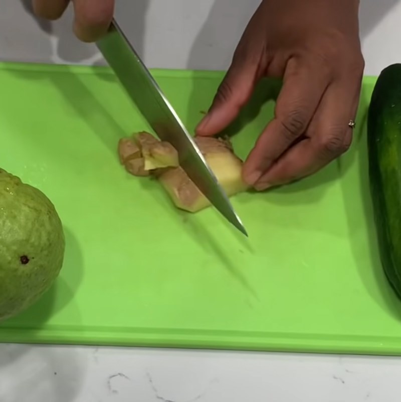 Step 1 Prepare guava and cucumber Guava Cucumber Juice