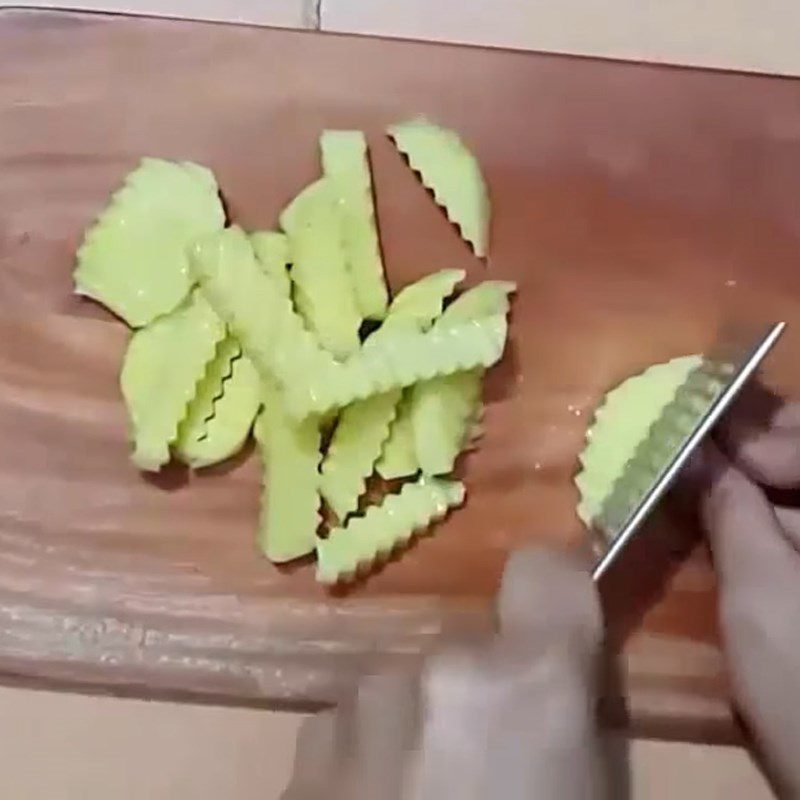 Step 1 Prepare vegetables for mixed grilled hot pot