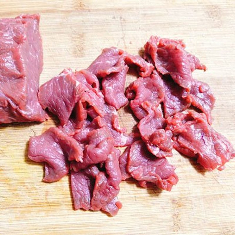 Step 1 Prepare beef for Korean radish beef soup
